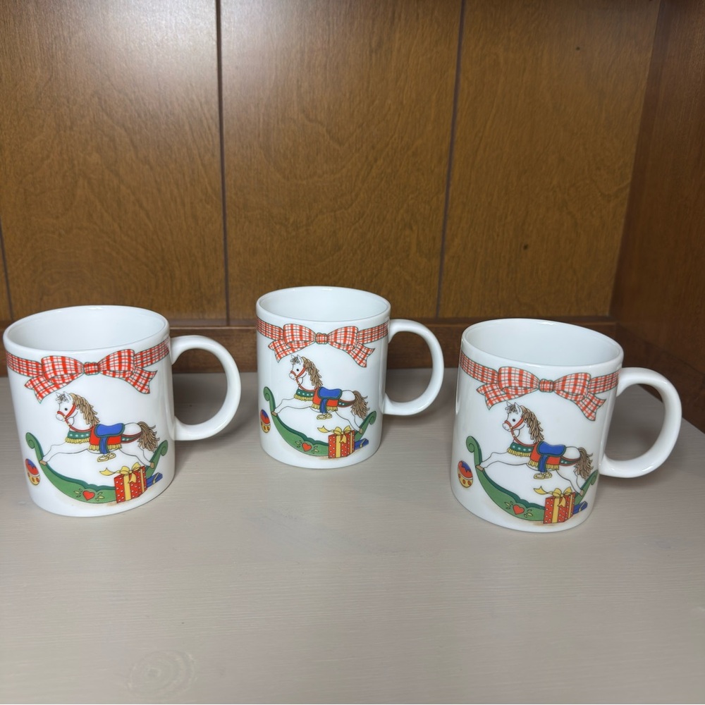 VTG 3 10 oz Rocking Horse Coffee Tea Christmas Mug Memories by Anchor Hocking